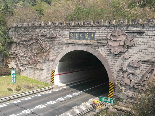 福建省沈海高速飞鸾岭隧道结构监测与火灾报警系统